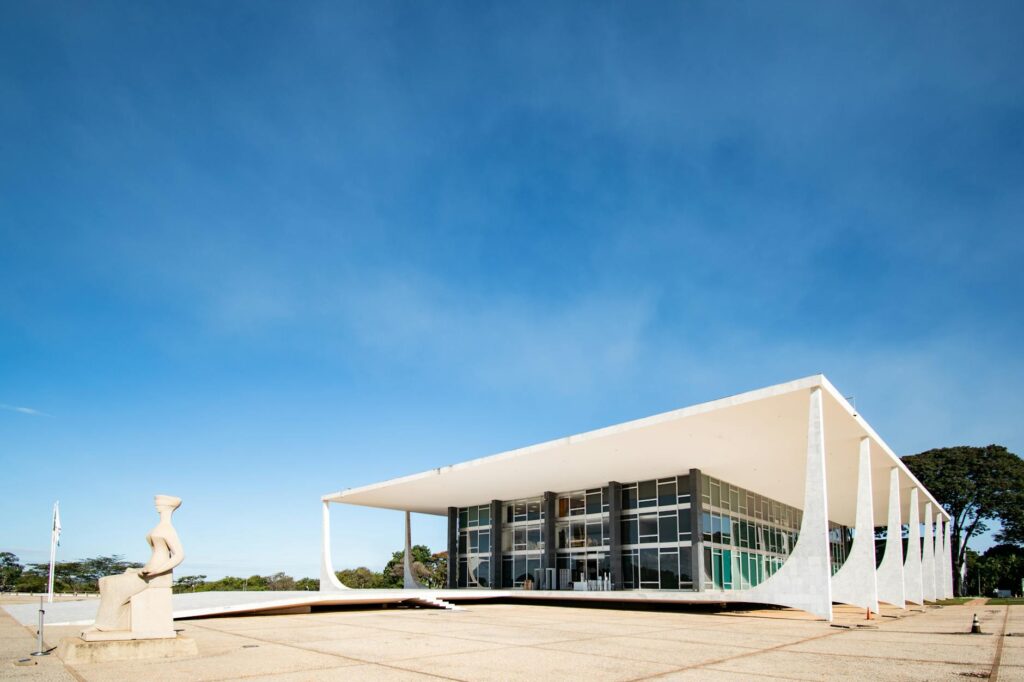política nacional: Lula leva mote de soberania ao 7 de Setembro em meio a julgamento de Bolsonaro: perspectivas.