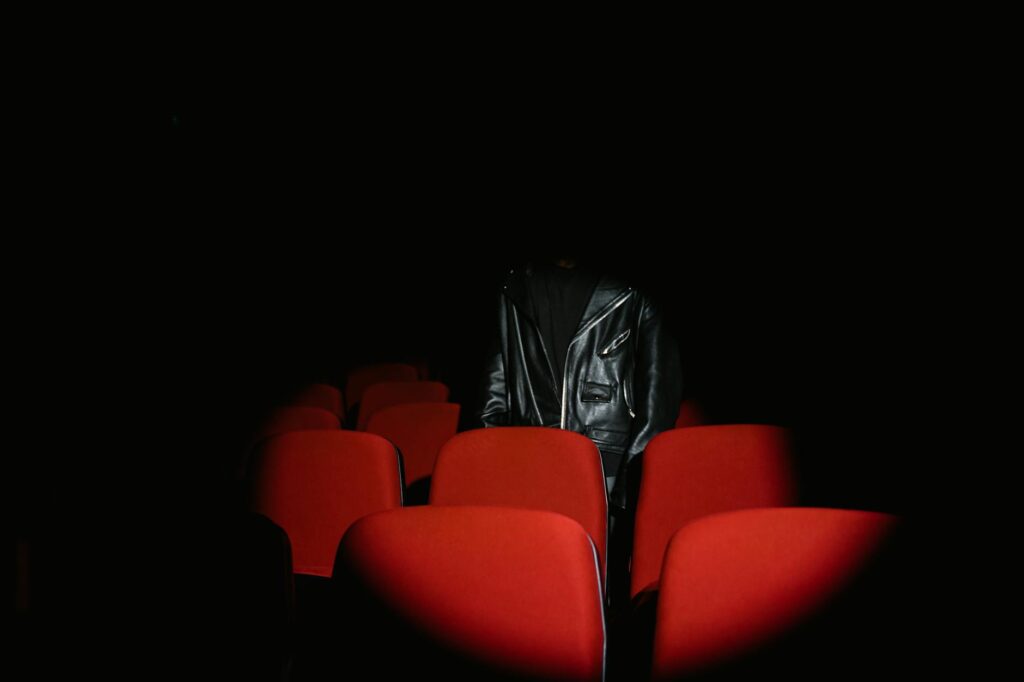 cinema & arte: Cleo Pires: respostas curtas viralizam e famosos defendem; bastidores.