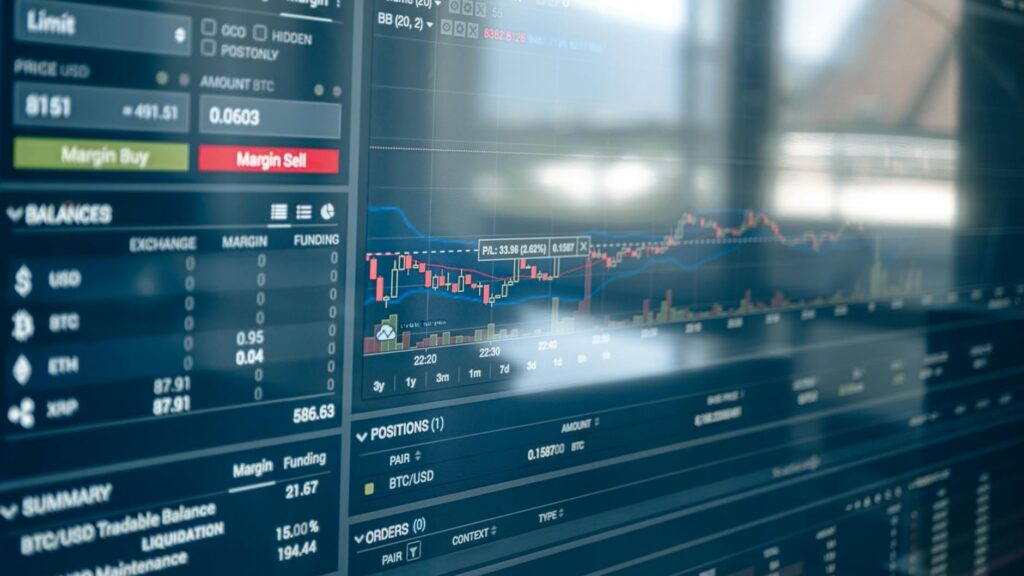 Investimentos e Gestão de Carteira: CACR11: Fundo imobiliário mantém alta série; IFIX atinge recorde.