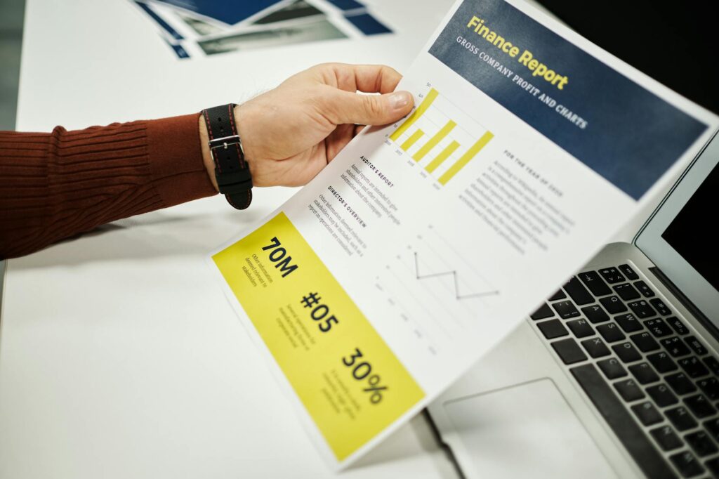 Investimentos e Gestão de Carteira: CPSH11 negocia acima do volume normal: IFIX atinge novo recorde.