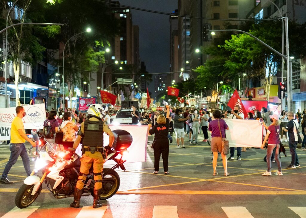 transporte & mobilidade: Tarcísio monta força-tarefa para prender assassinos de ex-delegado-geral: punição exemplar.