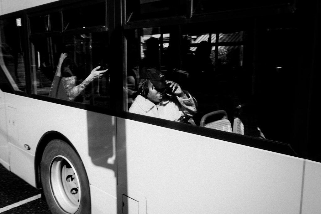 cinema & arte: Inquietação: Posada reflete sobre rumo dos ventos em ‘Vamossive’.