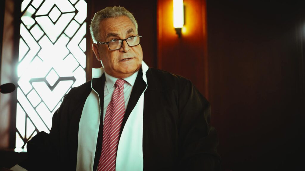 Esportes no Brasil e no Mundo: Fábrica de pranchas perde batalha judicial contra Lady Gaga após processo.