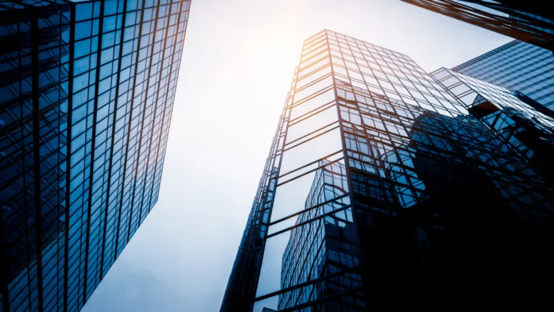 Fundo imobiliário sobe após anunciar “13º” em dividendos; IFIX cai após 4 recordes