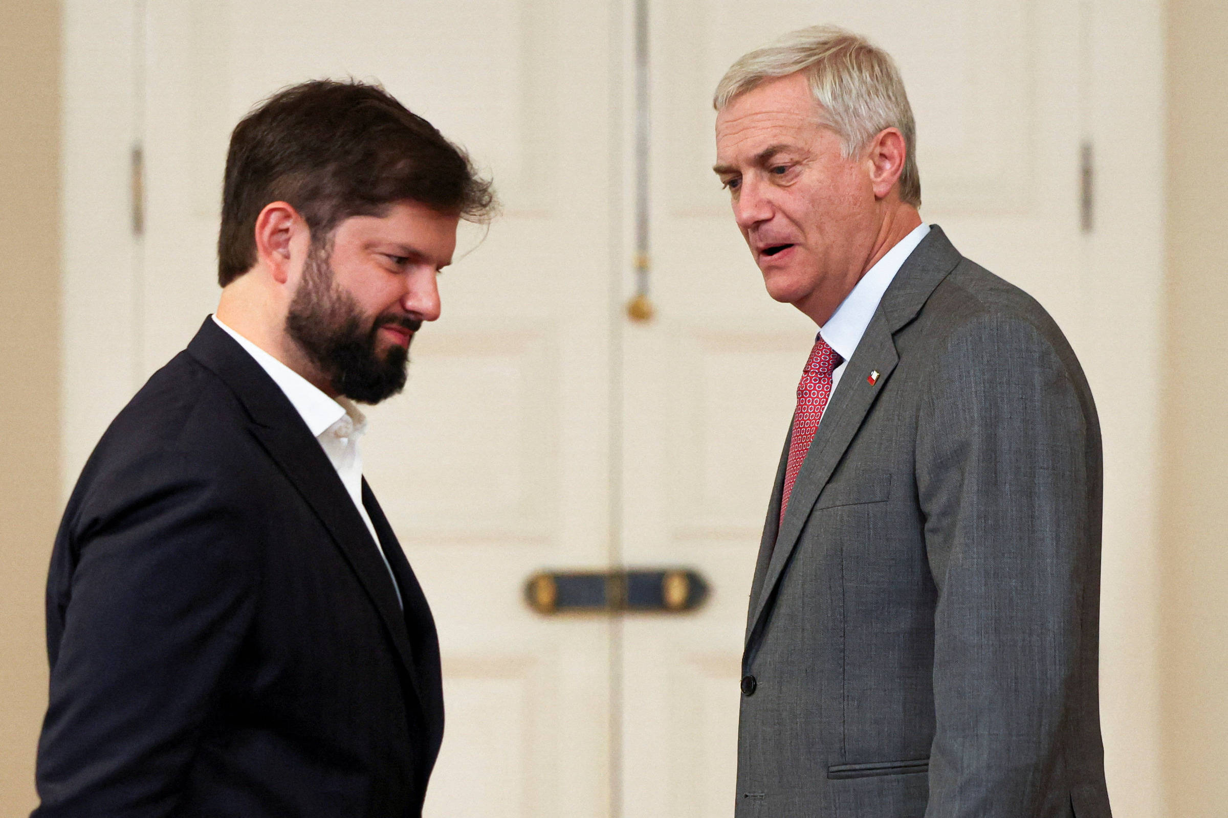 Kast: eleitores no Chile celebram guinada à direita. Política Internacional