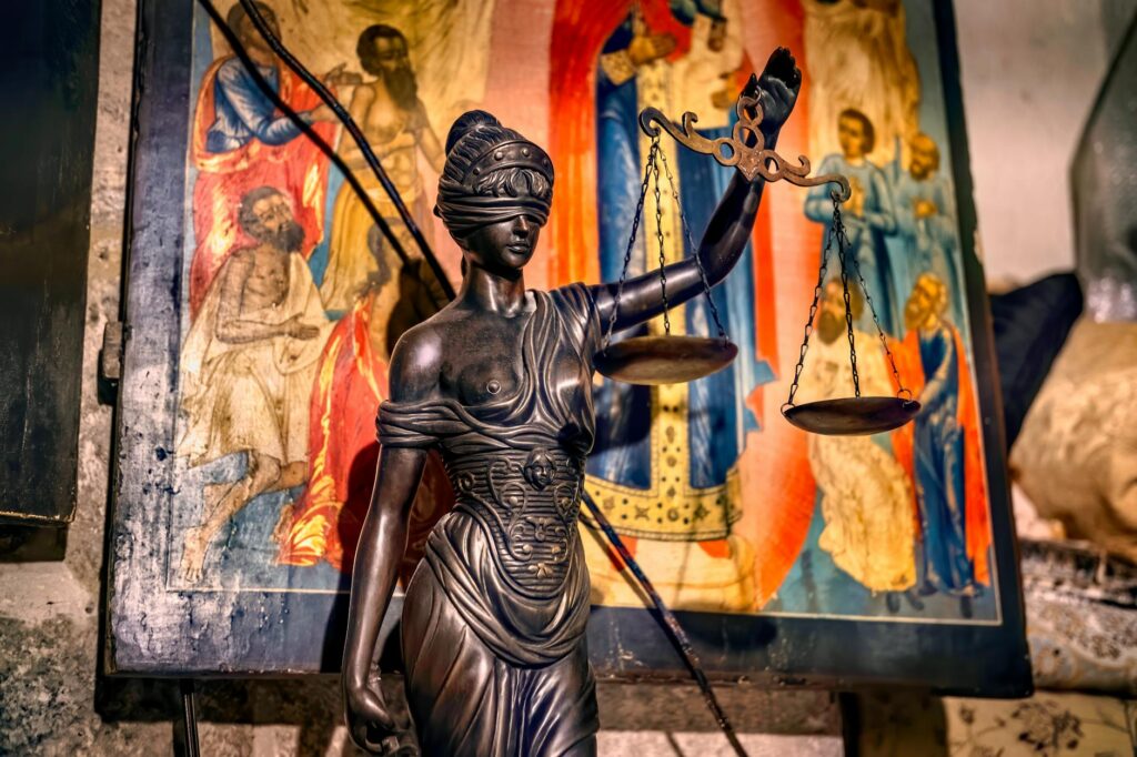 política nacional: Ex-assessor de Bolsonaro, Filipe Martins, tem prisão mantida após audiência.